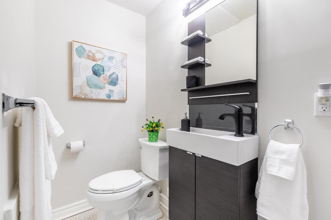 Upscale 1Br - Boutique Apartment - Prime Location Downtown! Hamilton Exteriör bild